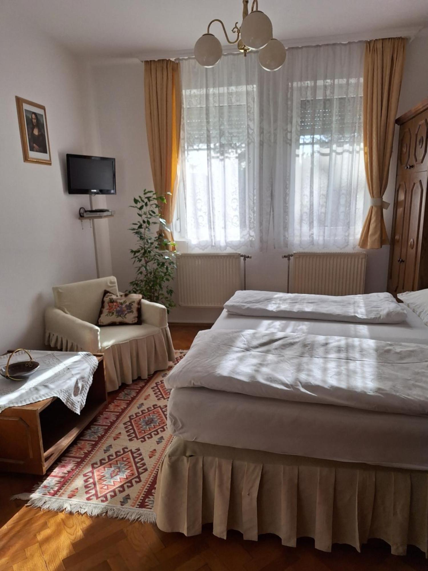 Pension Óvári Bük Esterno foto